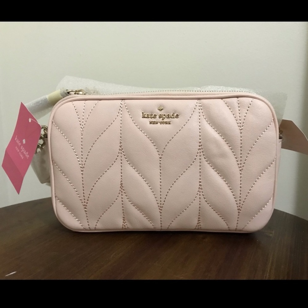 NWT Kate Spade peach quilted crossbody purse